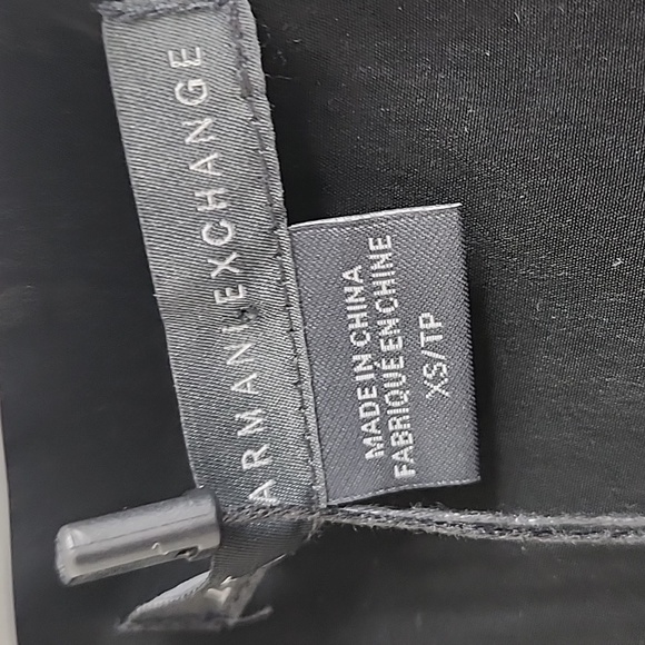 NWT Armani Exchange Sleeveless Blouse - Picture 3 of 7